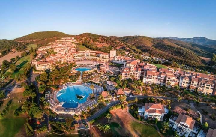 Vacances En Paradis Saint-Raphaël Esterno foto