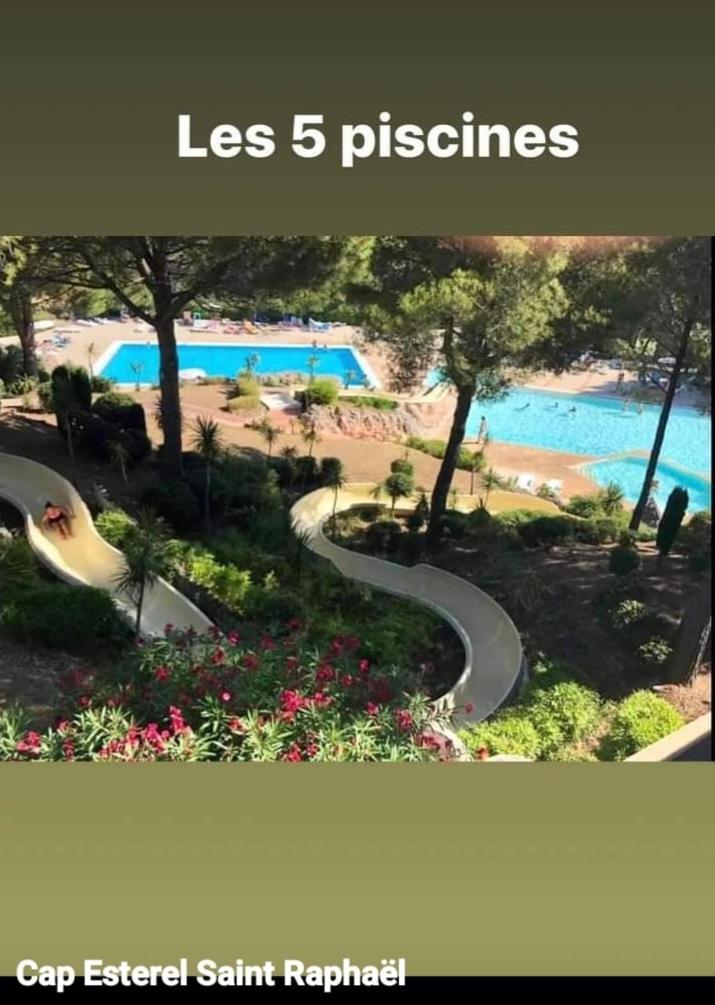 Vacances En Paradis Saint-Raphaël Esterno foto