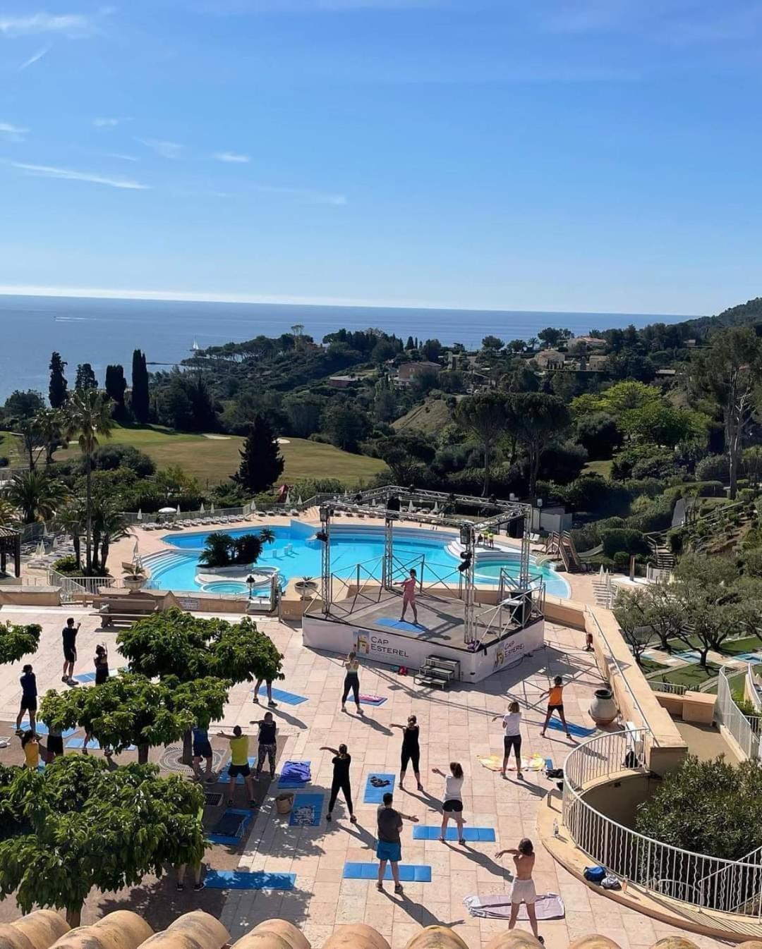 Vacances En Paradis Saint-Raphaël Esterno foto