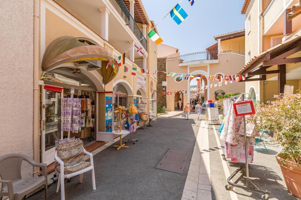 Vacances En Paradis Saint-Raphaël Esterno foto