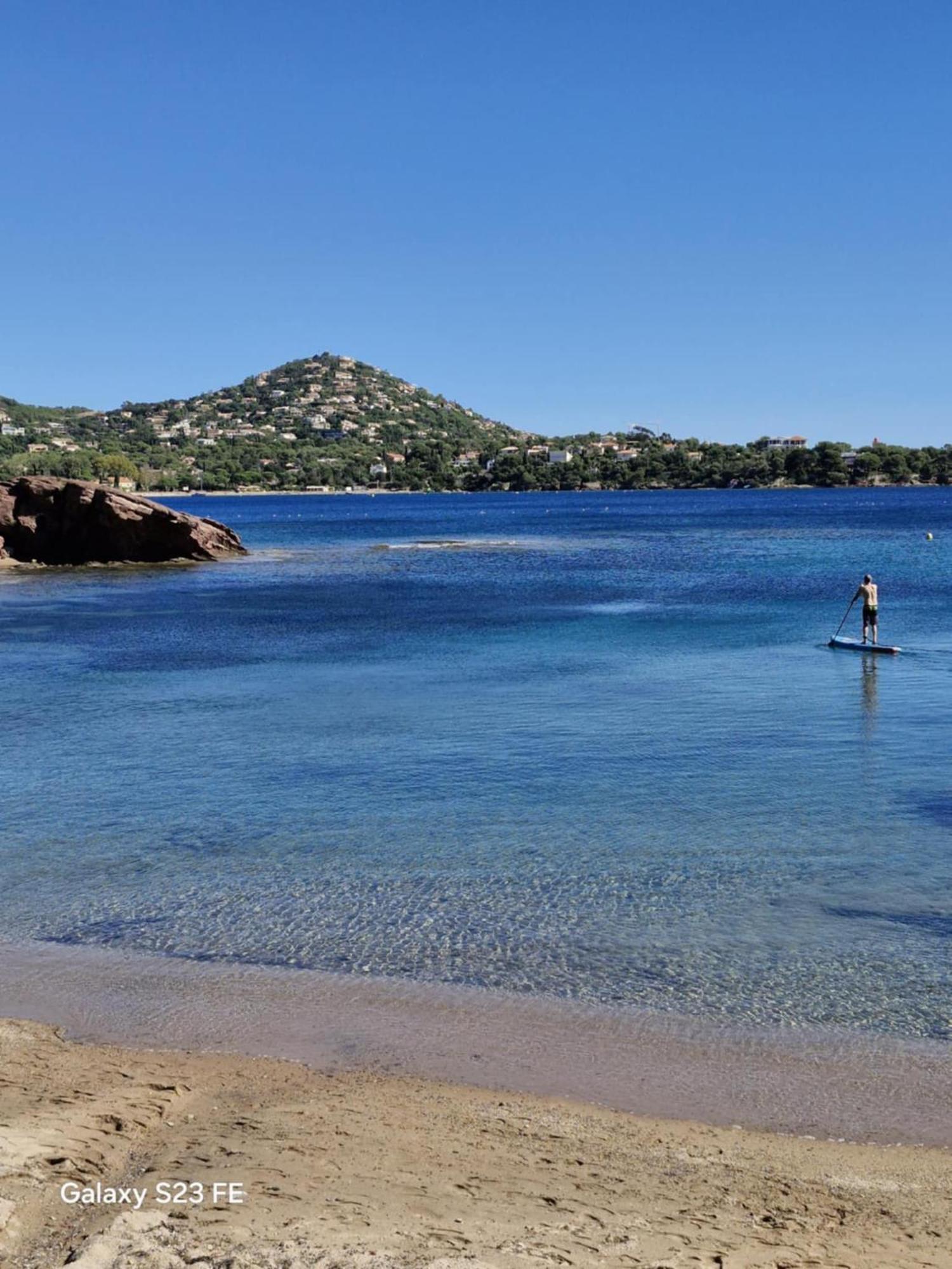 Vacances En Paradis Saint-Raphaël Esterno foto